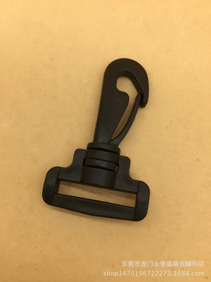 箱包配件-塑膠旋轉鉤扣 掛鉤 狗扣 PVC膠章等