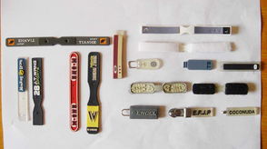 pvc滴塑商標(biāo),拉鏈頭,箱包配件,滴塑商標(biāo)生產(chǎn)供應(yīng)商 商標(biāo)和吊牌